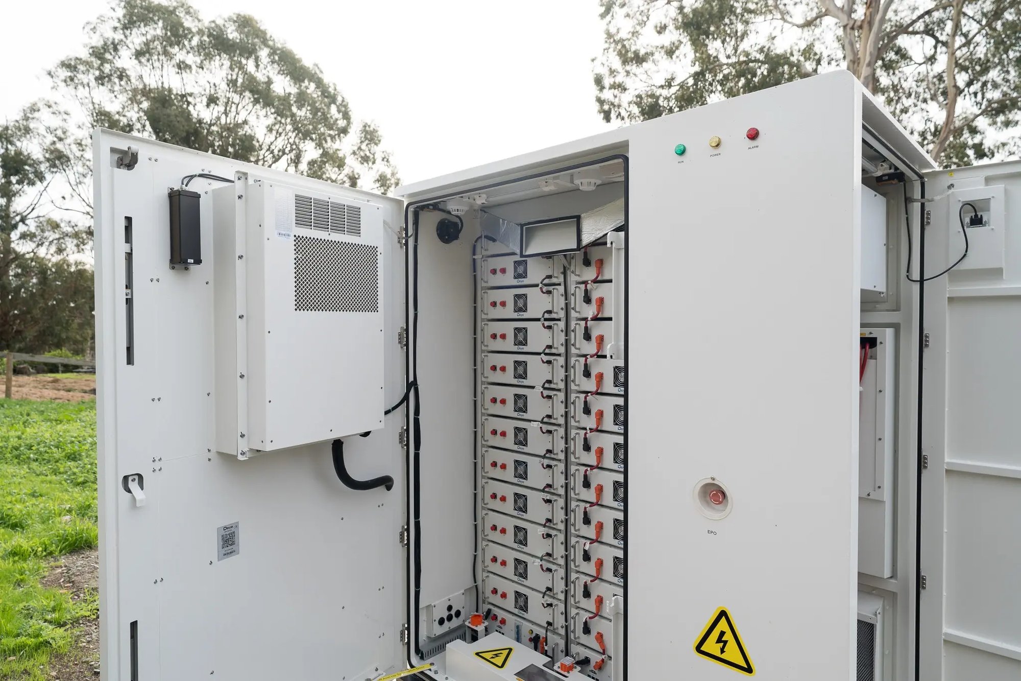DORKY - MYENERGY SOLAR - OAKBANK - 22-05-26Grid Connect Ground Mount Deye JB10374