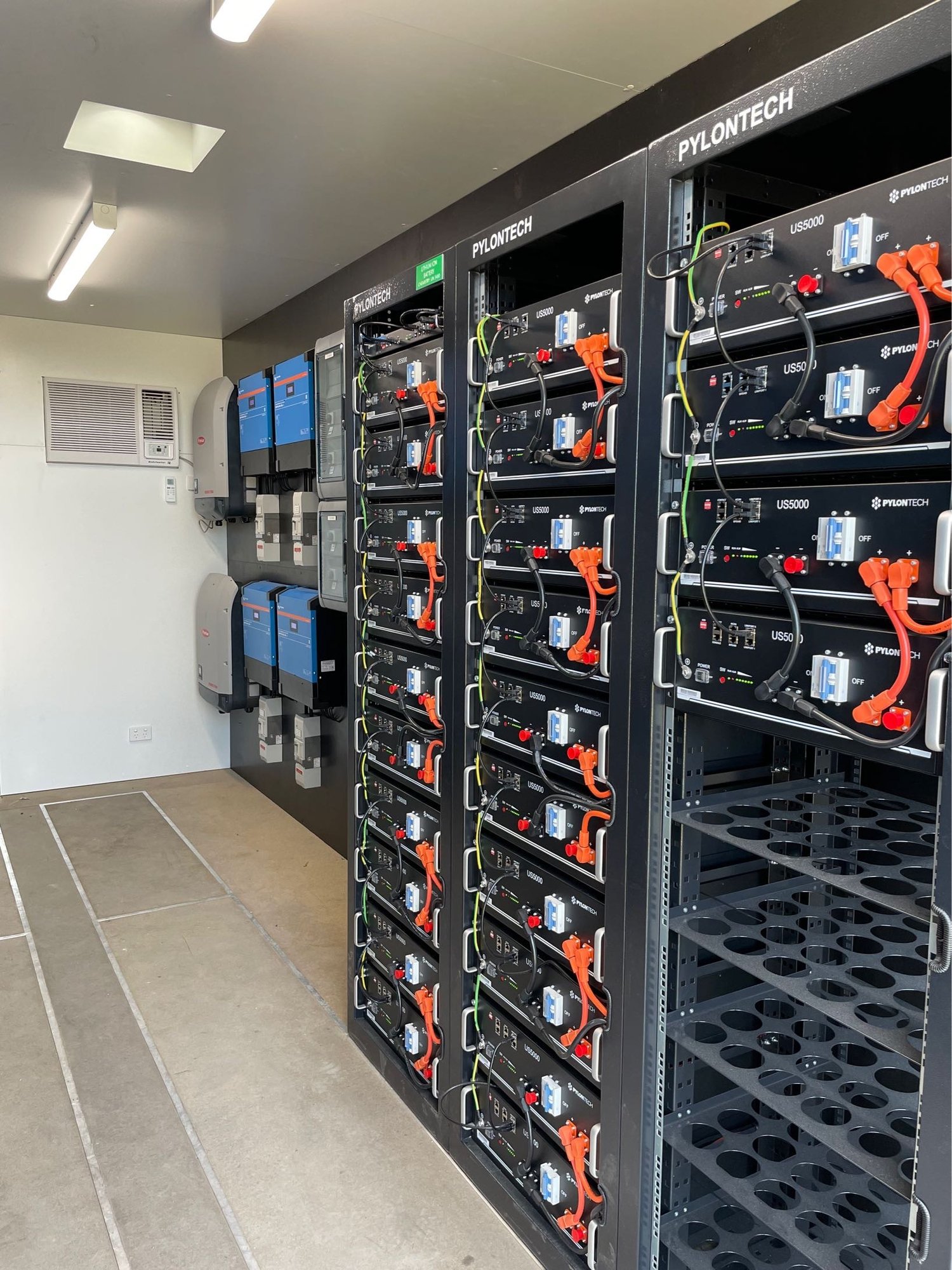 Pylontech Battery Rack