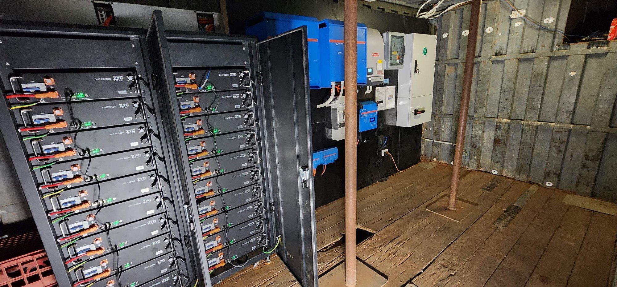 Off-grid Power Battery Storage Featuring ZYC Batteries