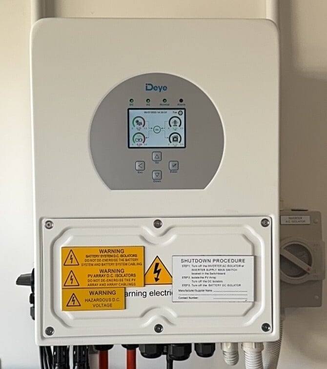 Home Solar & Battery System Deye Inverter