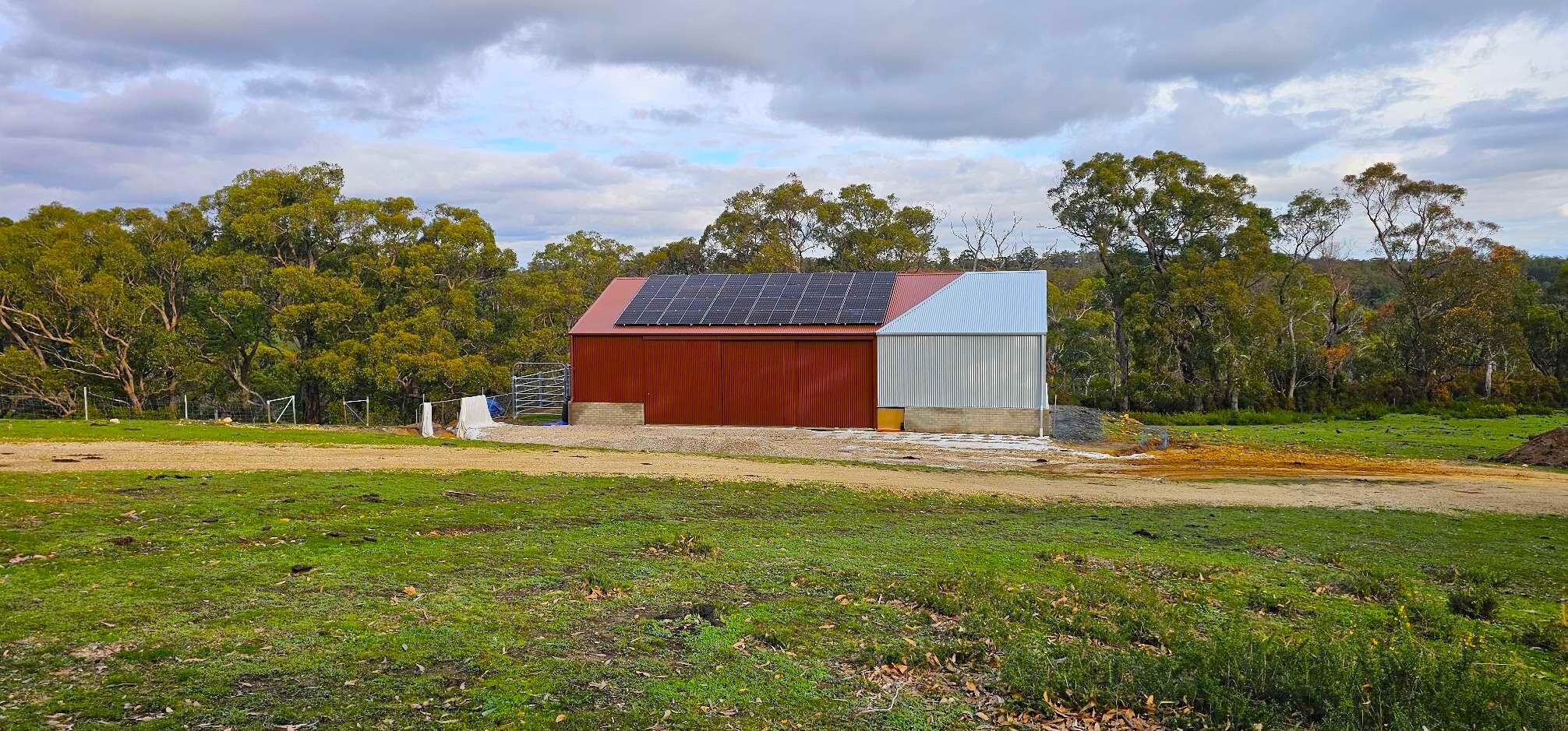 Off Grid Home Crafers West