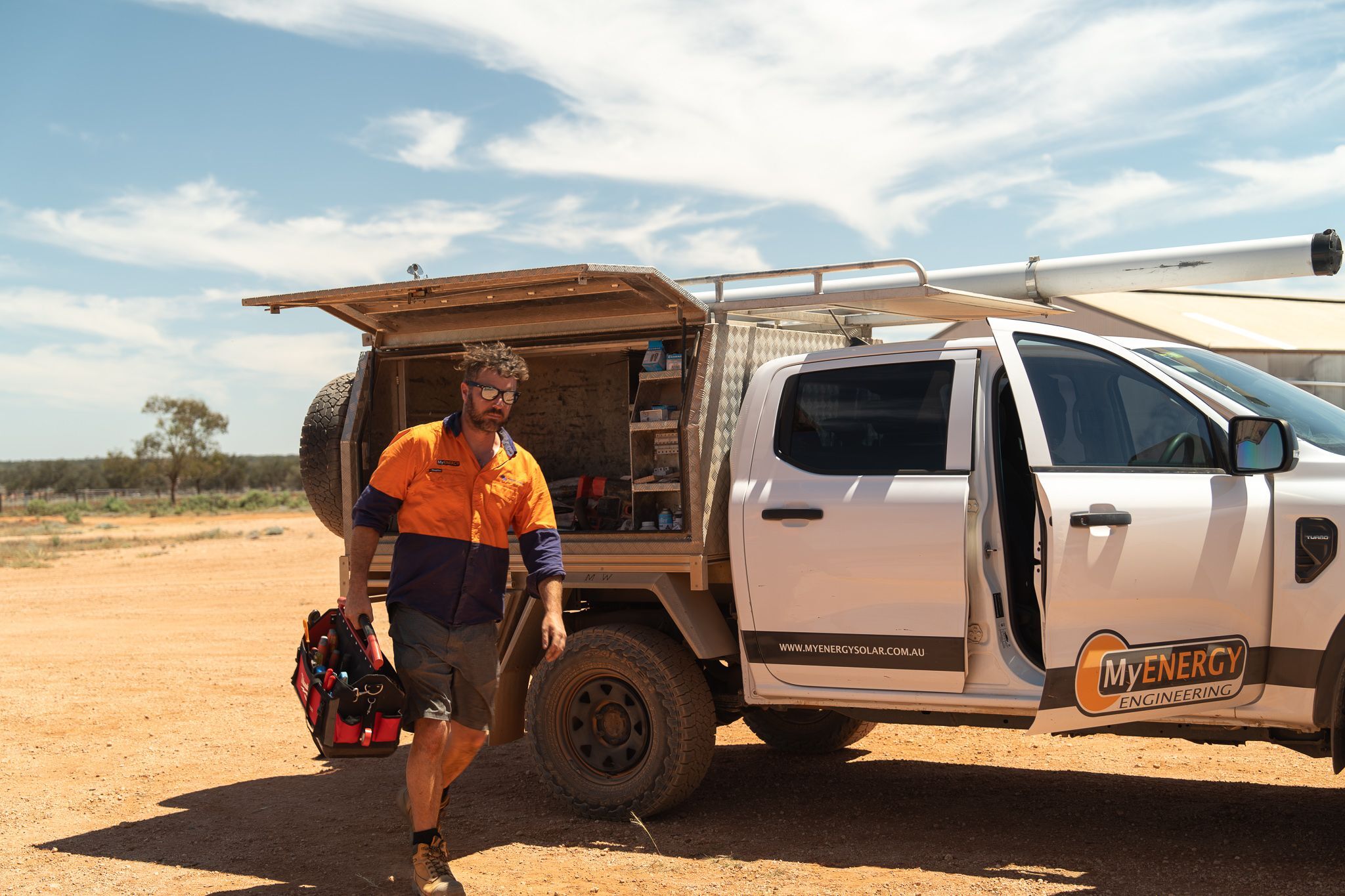 Quondong Greg with MyEnergy Car Toolbox