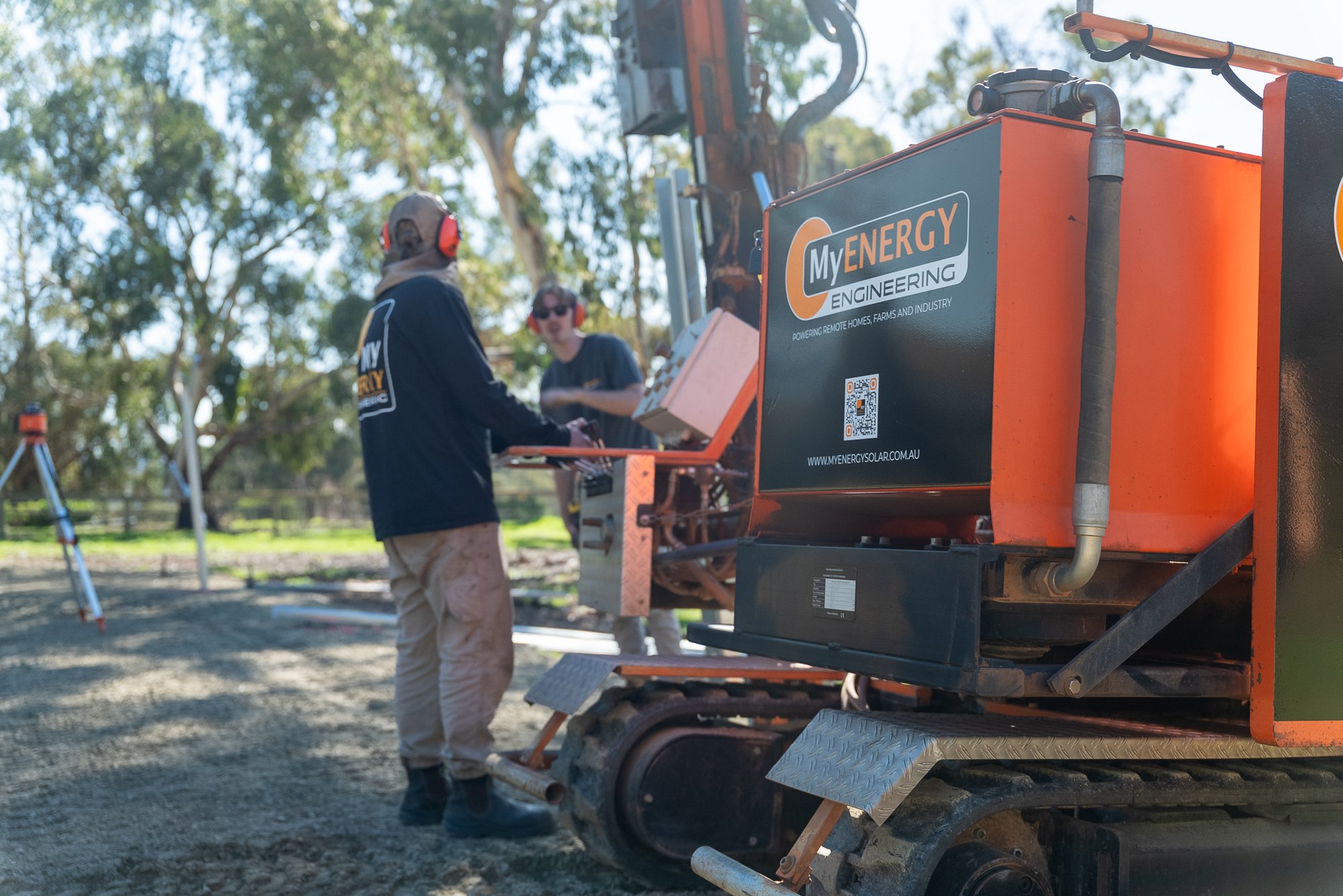 off grid pile driving video shoot oakbank