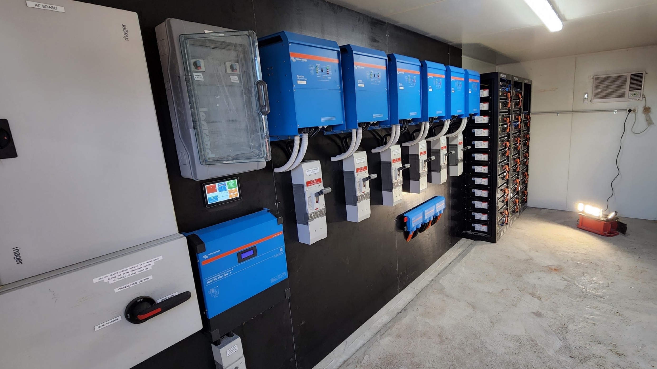 Off-grid Power System, Anna Creek Station