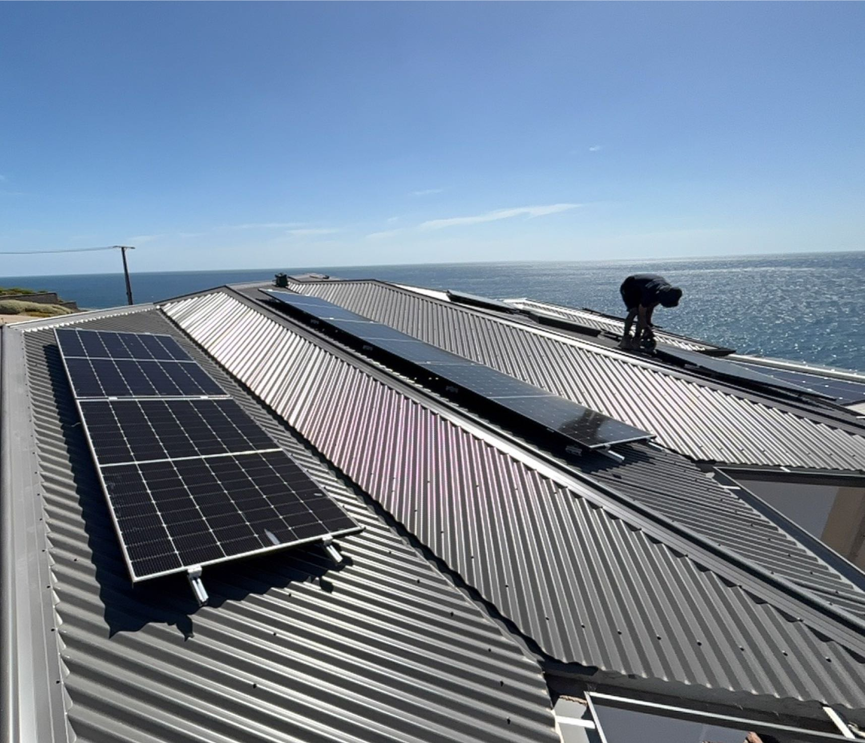 JA Solar Panels, Roof Mount Solar Panel Array